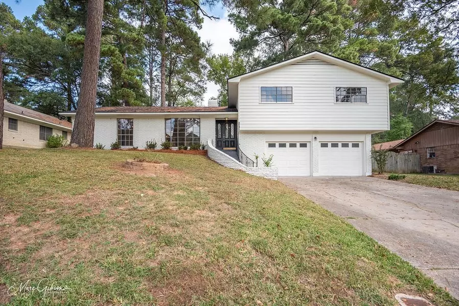 2046 Pitch Pine Drive, Shreveport, LA 71118