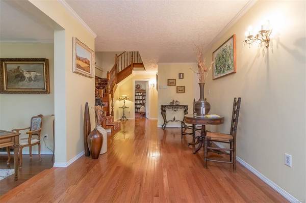 North Saanich, BC V8L 4L5,1675 Mayneview Terr