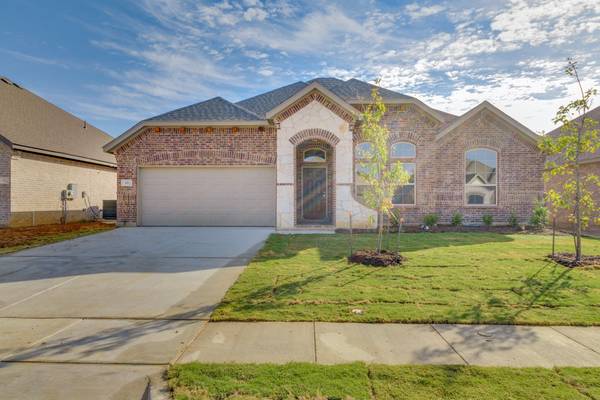 124 Constitution Drive, Joshua, TX 76058