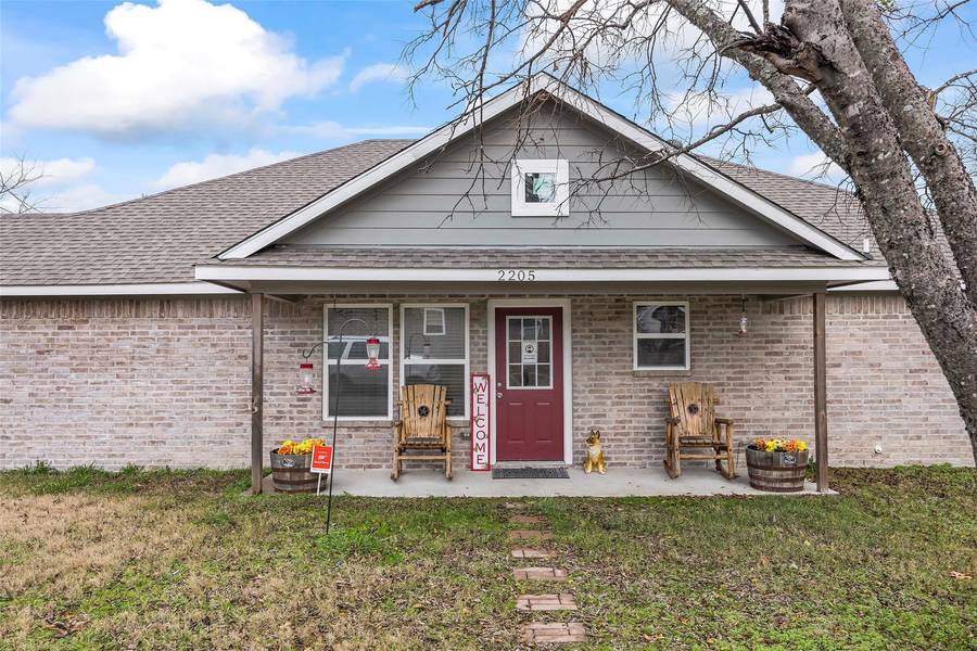 2205 Gordon Street, Greenville, TX 75401