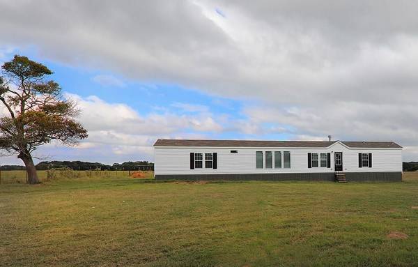 3325 VZ County Road 2318, Canton, TX 75103