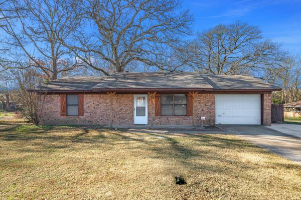 203 Short Street, Canton, TX 75103