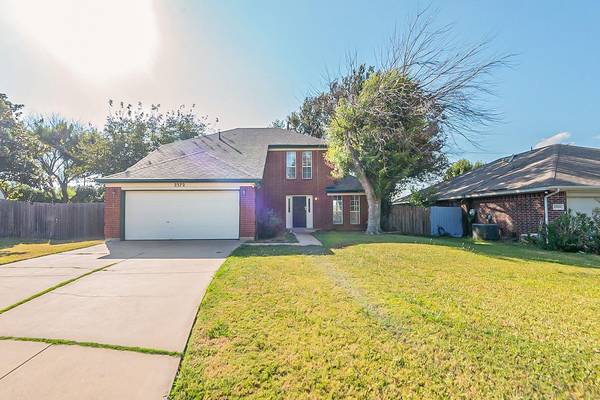 2372 Shirecreek Circle, Grand Prairie, TX 75052