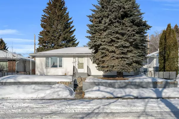 Calgary, AB T2B 1P9,2013 Cottonwood CRES SE