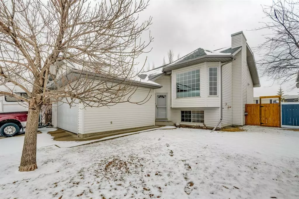 Airdrie, AB T4B 2J5,126 Willowbrook Close NW