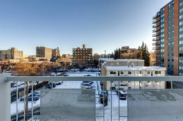 Calgary, AB T2R 0K4,525 13 AVE SW #502