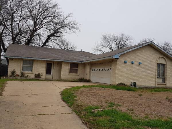 421 Meadowhill Drive, Garland, TX 75043