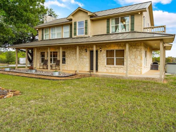 2800 Grindstone Drive, Millsap, TX 76066