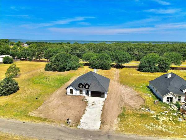 10605 Lago Vista, Quinlan, TX 75474