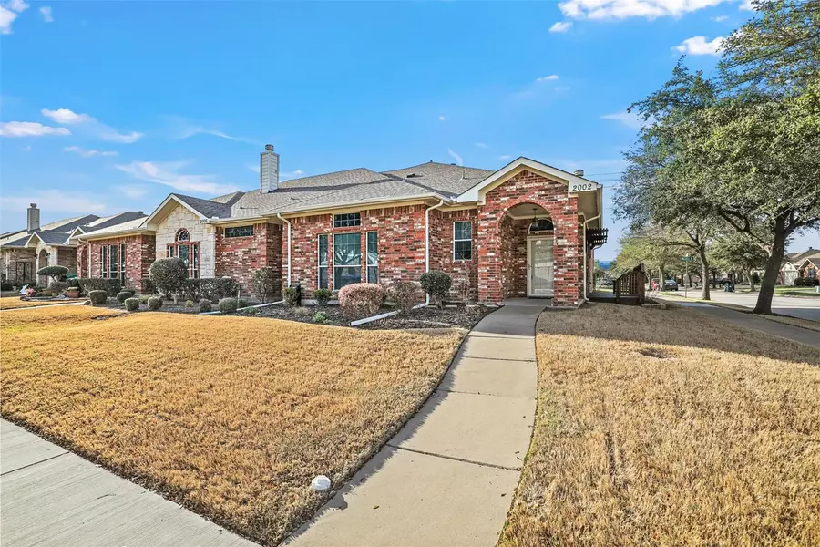 2002 Poinsettia Boulevard, Denton, TX 76208