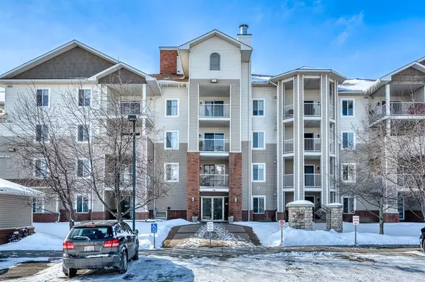 Calgary, AB T3K 5Y9,16 Country Village Bay NE #409