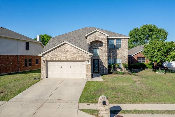 10413 Twisting Way, Fort Worth, TX 76131