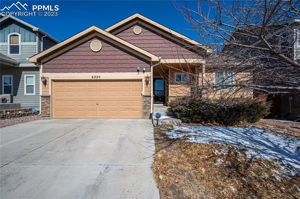 6224 Bearcat LOOP, Colorado Springs, CO 80925