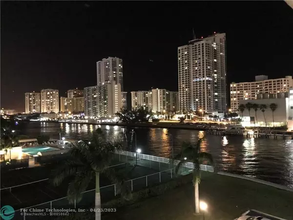 Hallandale Beach, FL 33009,400 Leslie Dr  #519