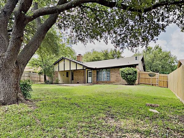 6509 Cliffside Drive, North Richland Hills, TX 76180