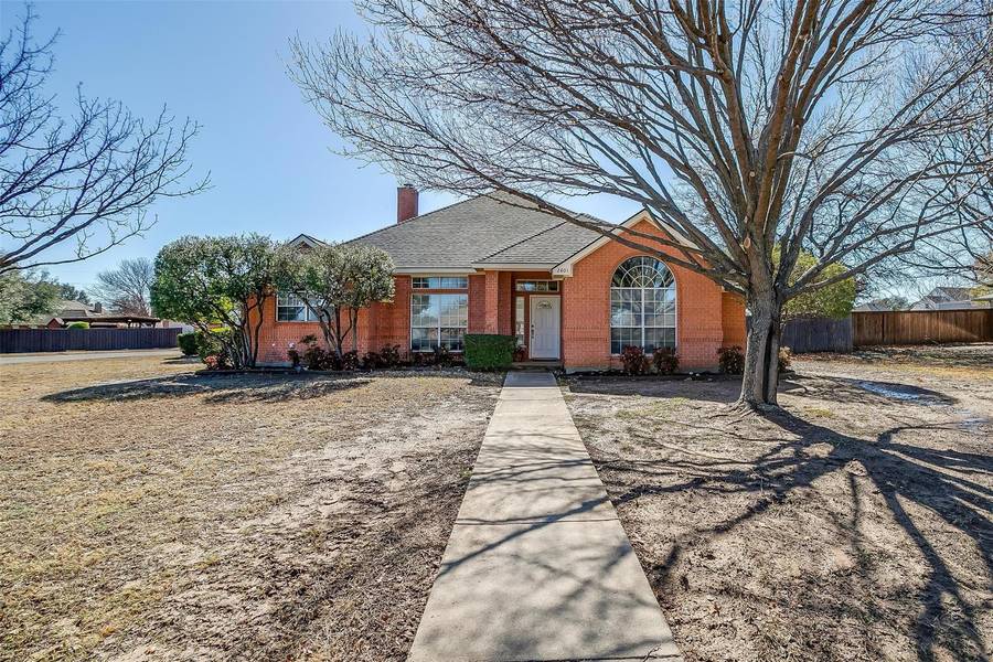 2801 Birmingham Briar Drive, Crowley, TX 76036