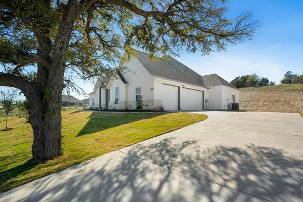 605 Bent Tree Lane, Weatherford, TX 76085