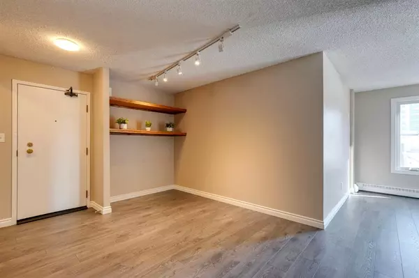 Calgary, AB T2R 0J5,1011 12 AVE SW #408