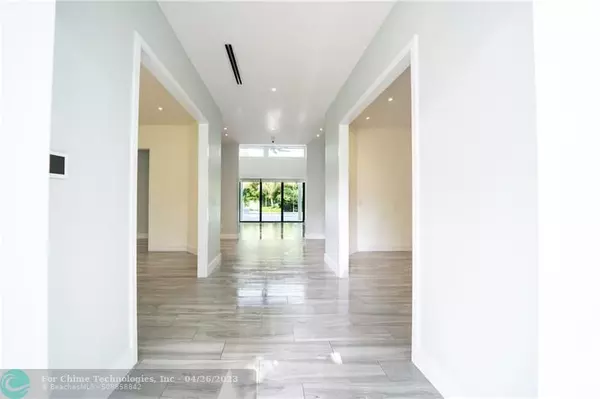 Wilton Manors, FL 33305,96 NE 21st Ct