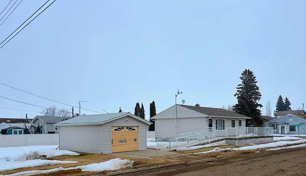 Daysland, AB T0B1A0,5302 49 Street