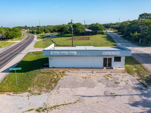 1317 Highway 81 N, Bowie, TX 76230