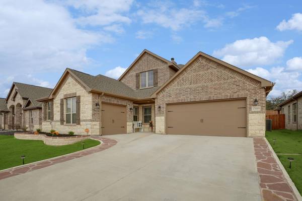 1549 Stanchion Way, Weatherford, TX 76087