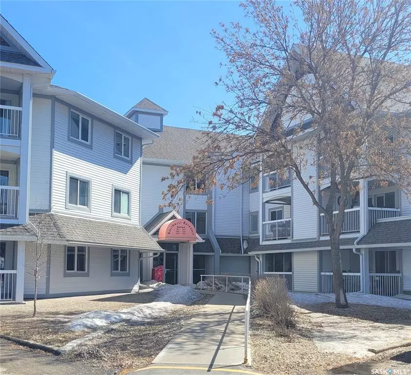 Regina, SK S4V 2P8,960 Assiniboine AVENUE E #317