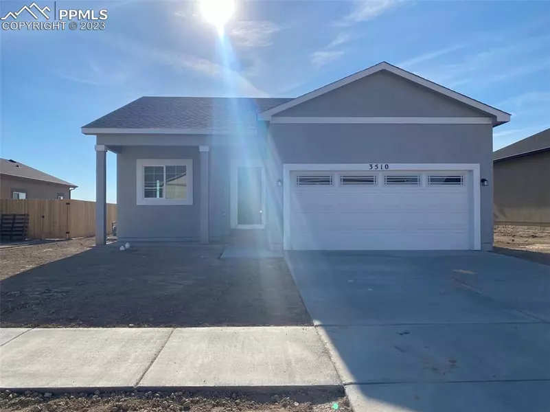 3510 Ptarmigan LN, Pueblo, CO 81005