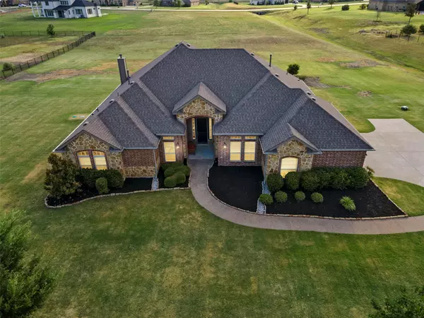 1565 Winding Creek Lane, Rockwall, TX 75032