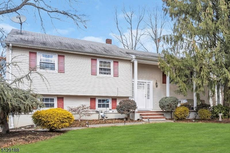 440 Wheeler Pl, Franklin Twp., NJ 08873