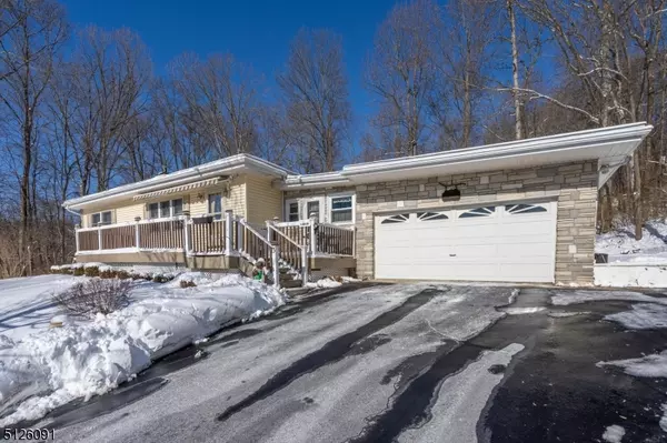 3 Deer Park Rd, Independence Twp., NJ 07840