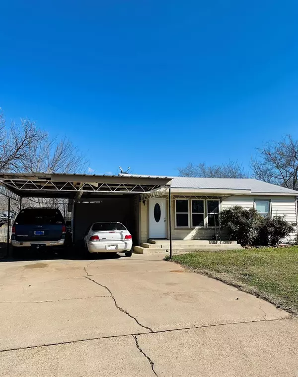 Graham, TX 76450,131 Gleese Street