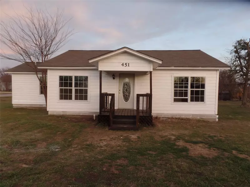 451 Hawk Street, Dublin, TX 76446