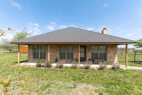 18003 Brookfield Drive, Justin, TX 76247