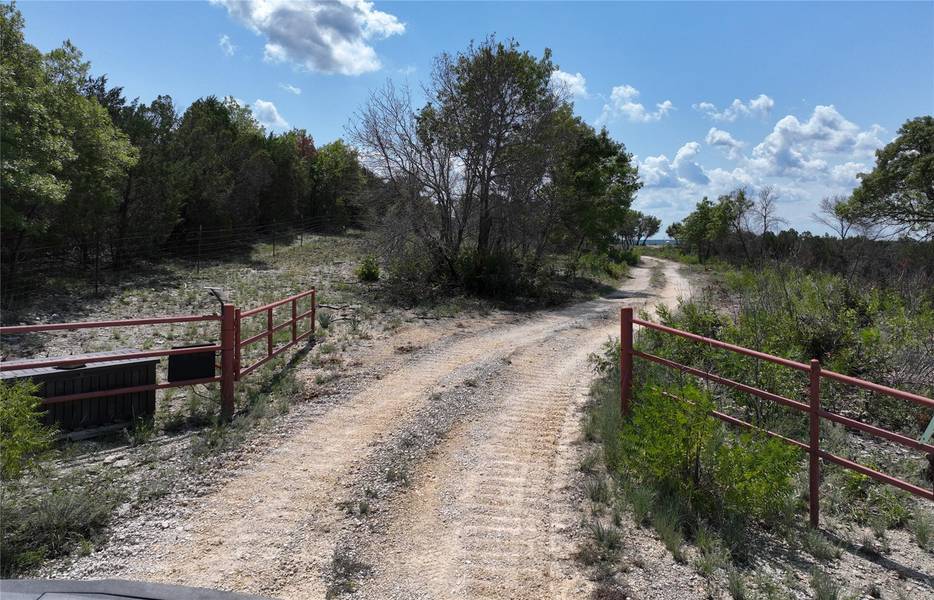 1070 Private Road 722, Bluff Dale, TX 76433