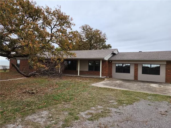 51664 E County Road 1500 Street, Stratford, OK 74872