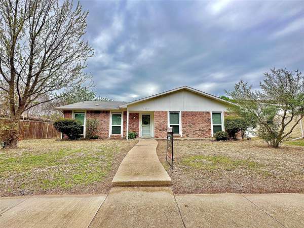 1837 Paxton Drive, Carrollton, TX 75007