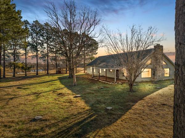 246 Hcr 1311,  Whitney,  TX 76692