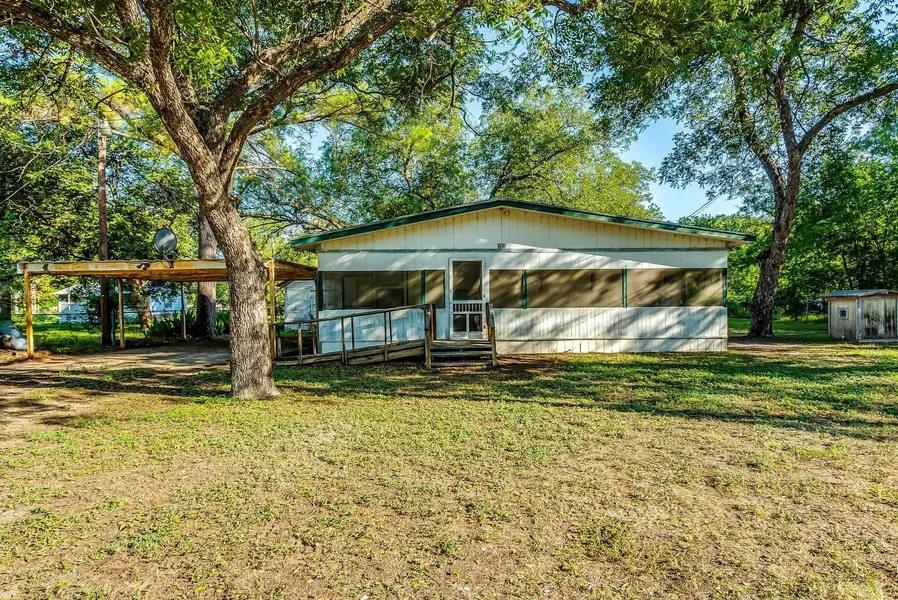 208 W Mill Street, Rising Star, TX 76471