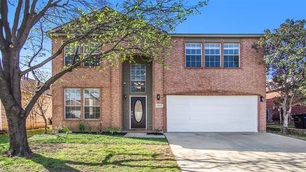 12656 Oakwood Circle, Fort Worth, TX 76040