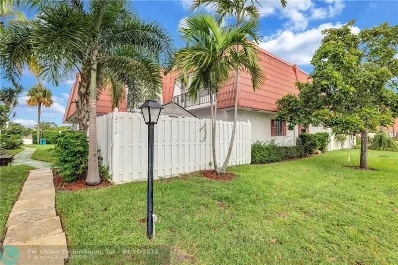 2712 Yale Ln, Boynton Beach, FL 33426