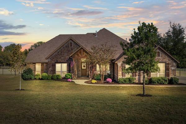 171 Brook Hollow Lane, Weatherford, TX 76088