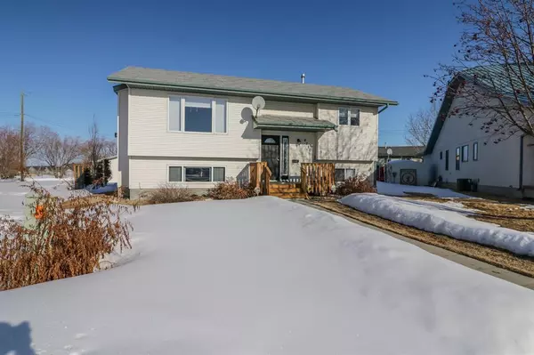 Bentley, AB T0C0J0,4710 53 Avenue Close