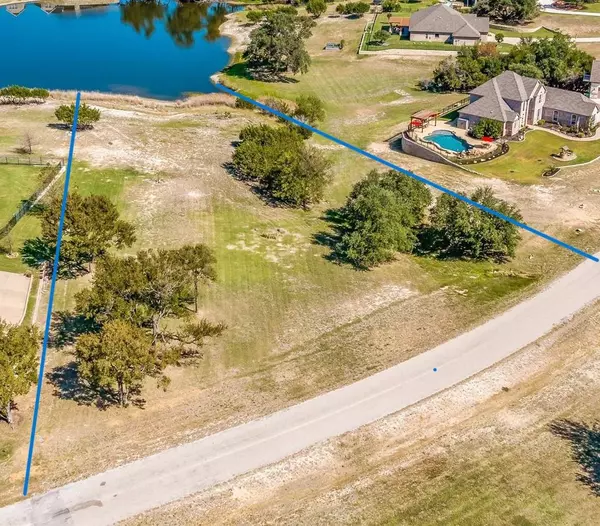 2302 Bentwater Court, Granbury, TX 76049