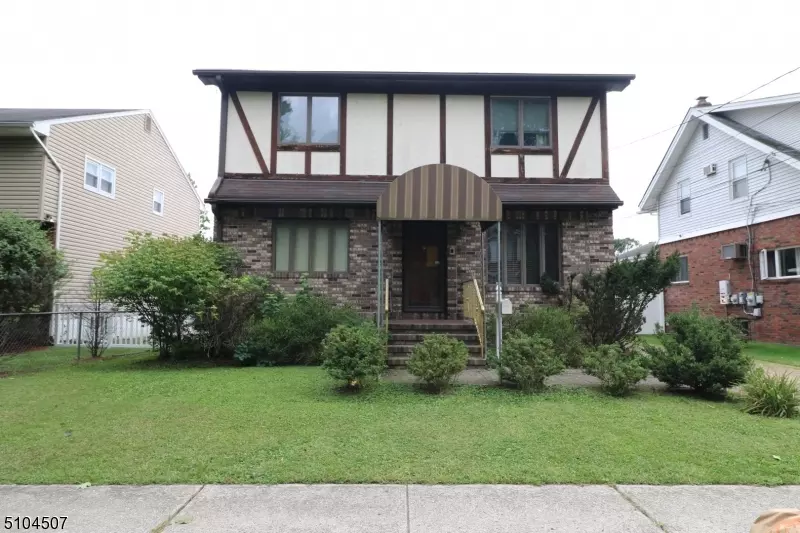 109 Orange St, Englewood City, NJ 07631