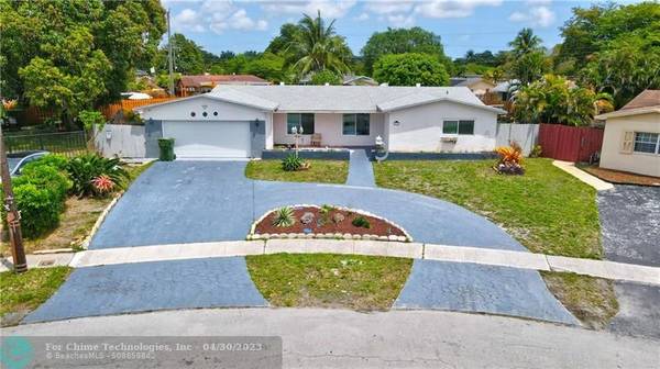 521 SW 70th Ter, Pembroke Pines, FL 33023