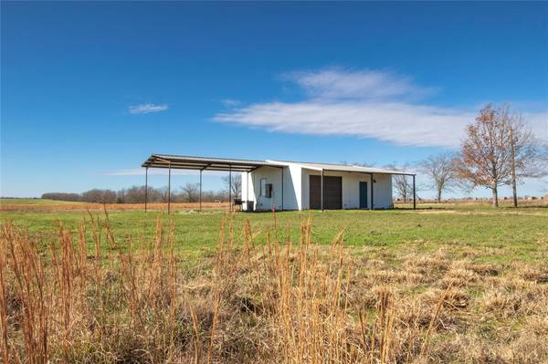 3798 FM 824, Honey Grove, TX 75446