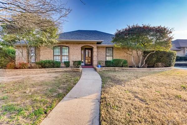 3702 Ruidoso Drive, Arlington, TX 76017