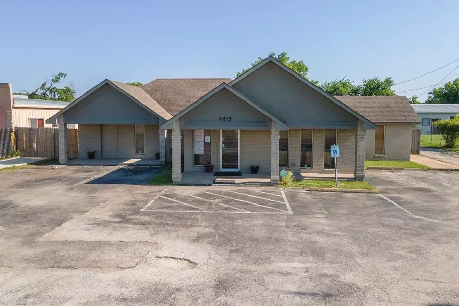 2415 W Main Street, Gun Barrel City, TX 75156