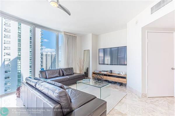 Fort Lauderdale, FL 33301,333 Las Olas Way  #2502